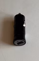 Biloplader med USB