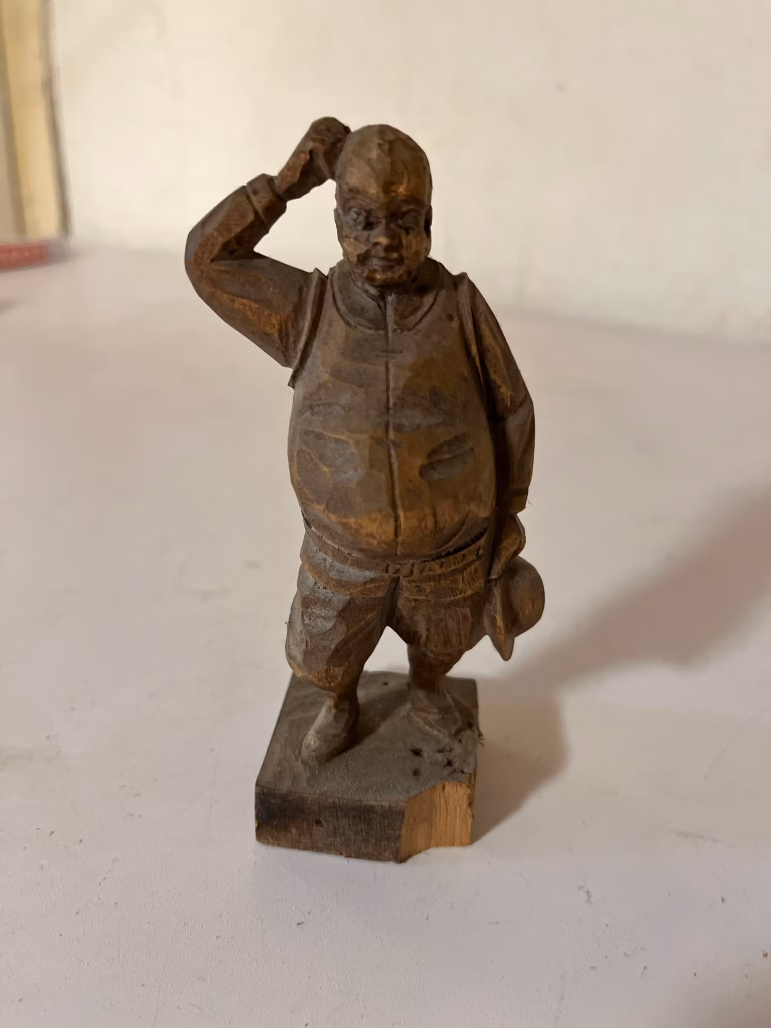 Figur i træ - 13,5 cm