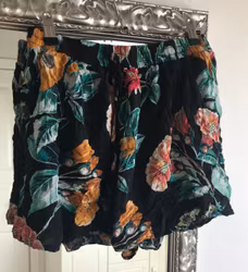 Shorts - str. XL