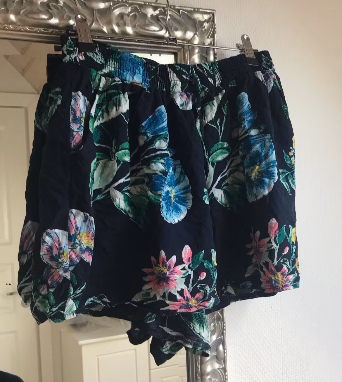 Shorts - str. XL