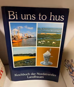 Bi uns to hus