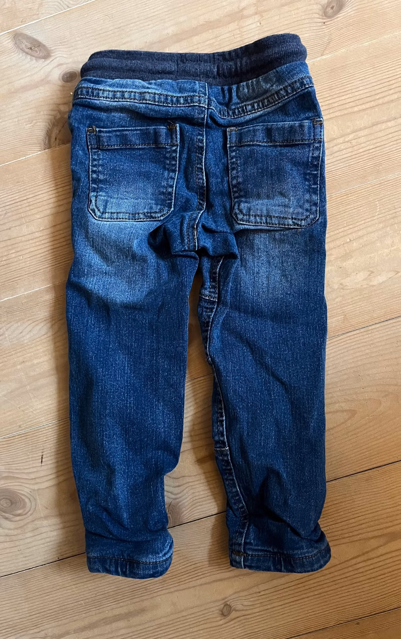 Playful Denim - str. 98