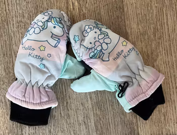 Hello Kitty - str. 3-5 år