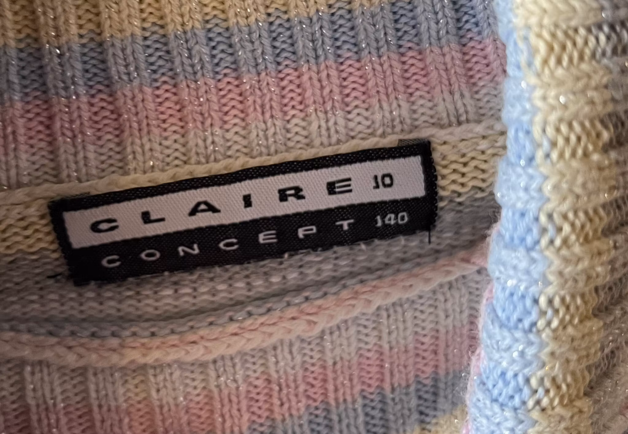 Claire Concept - str. 140
