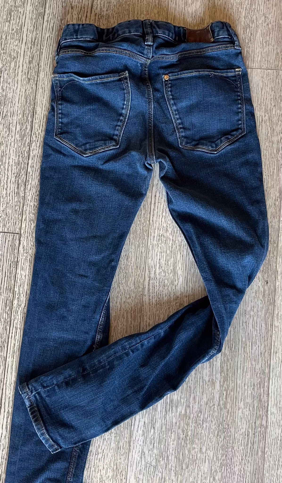 Skinny - str. 146