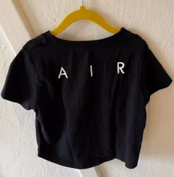 Nike - str. 128 / 137
