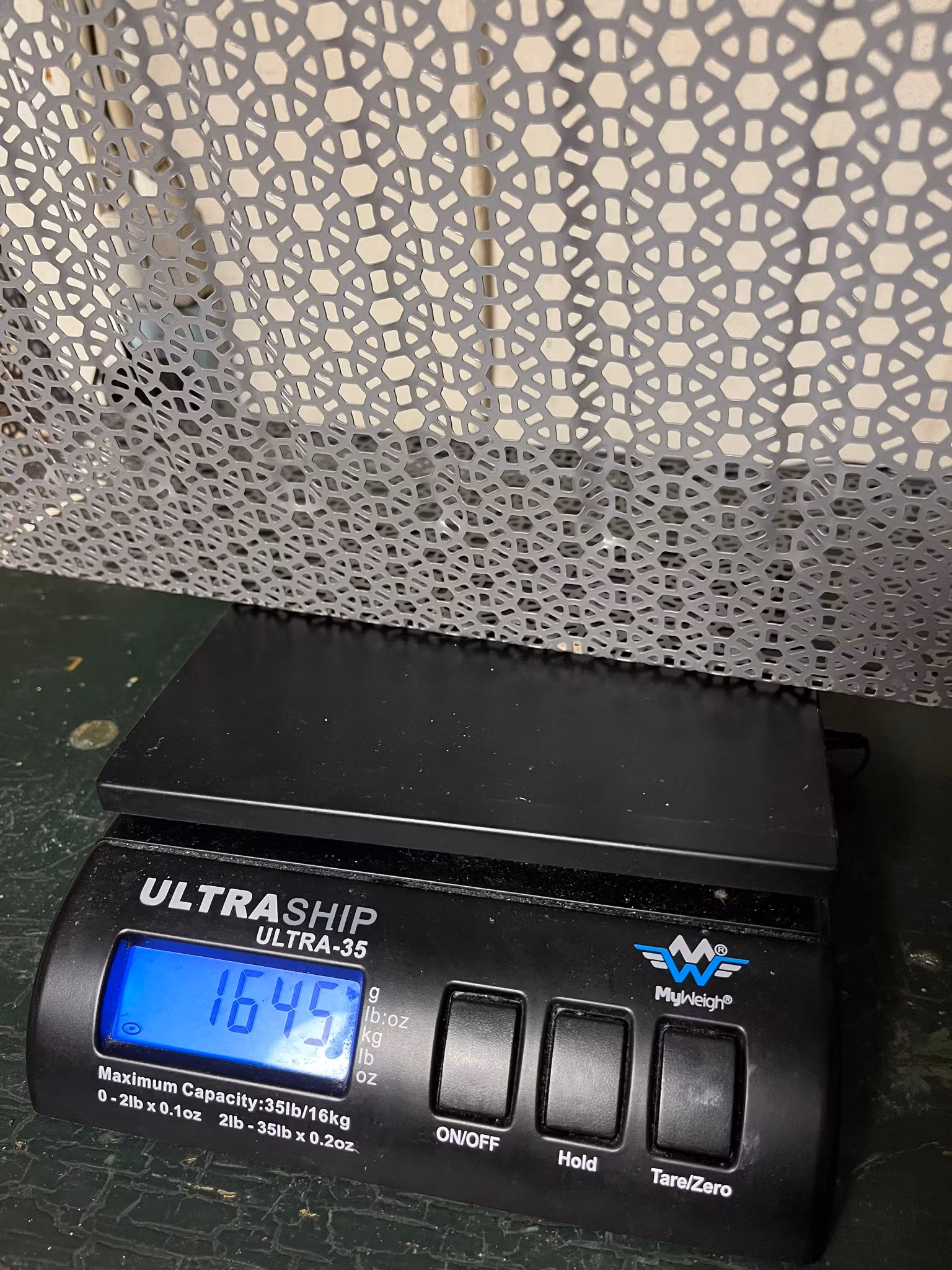 Metal kurv