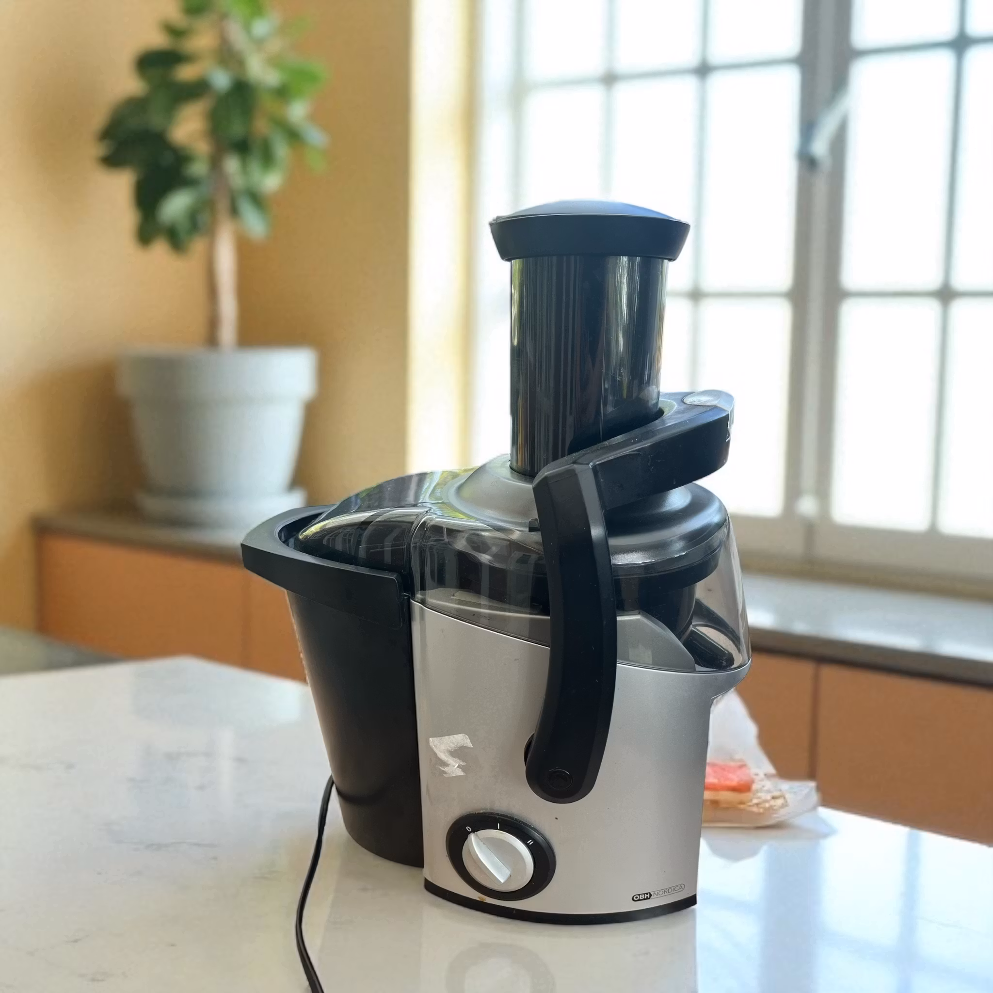 Juice presser OBH nordica
