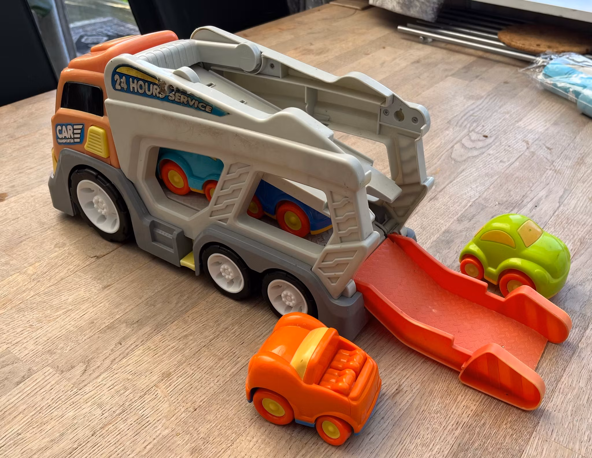 Legetøjsbiltransporter