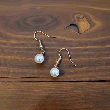 Klassiske perleøreringe