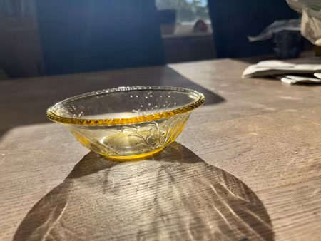 Patrician depression glasskål