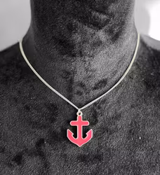 Lyserød ankerhalskæde