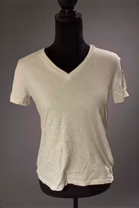Kaffe KAmarin hvid T-shirt med V-hals – str. S
