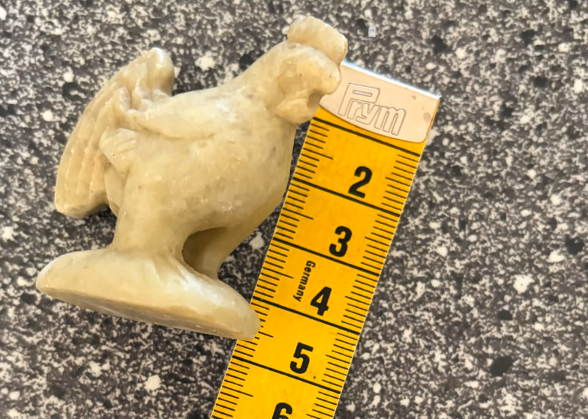 Vintage hane/høne figur i håndudskåret sten (sæbesten)