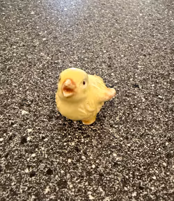 Vintage påskekylling i keramik – Sød retro påskepynt