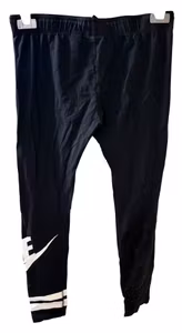 Nike Sportswear sorte leggings til børn – str. XL / 13-15 år