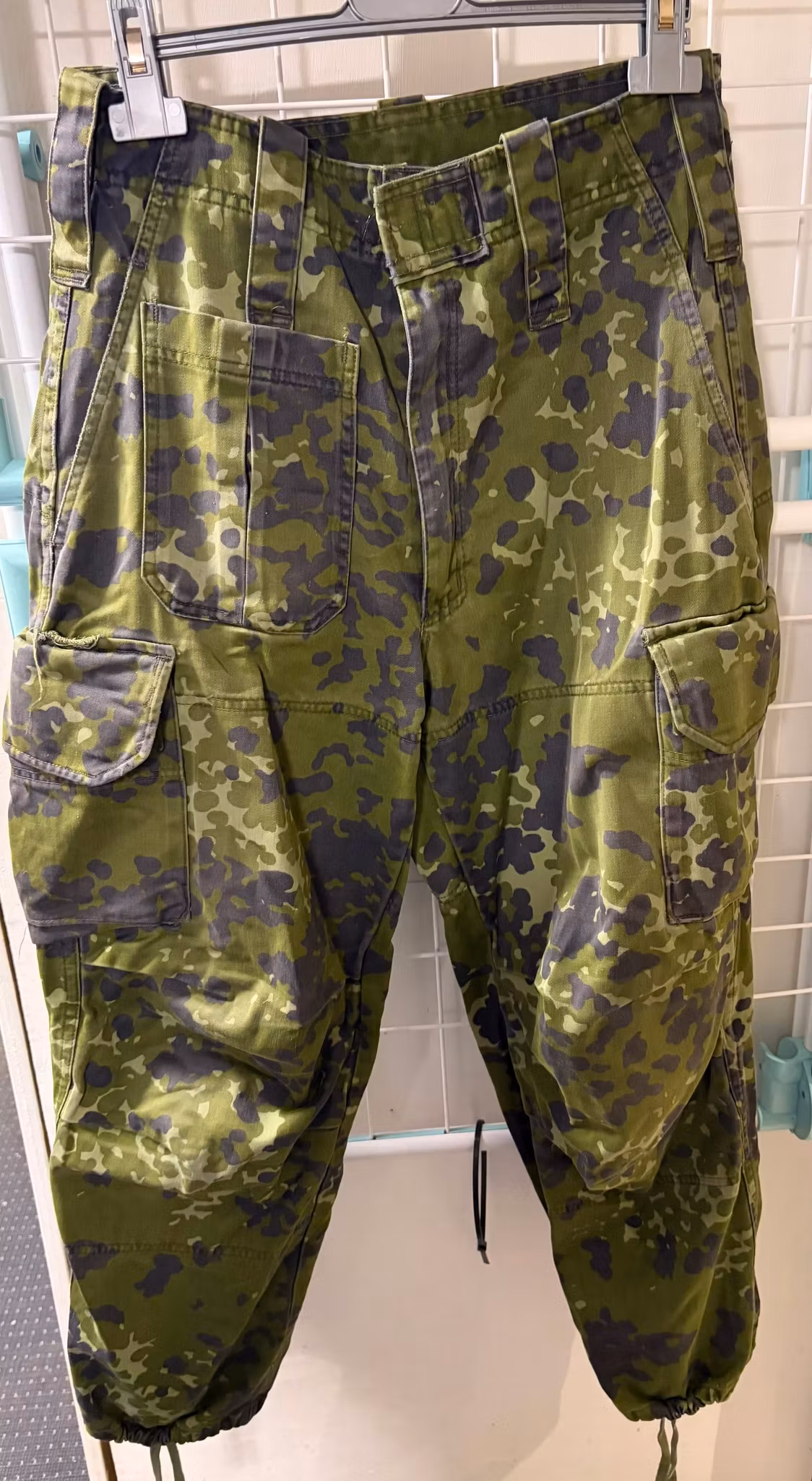 Originale Danske M/84 Kampbukser – HMAK 1988 (Str. 1 / Liv 70 cm)