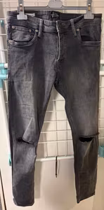 Jack & Jones Glenn grå jeans med ripped knæ – W30/L34