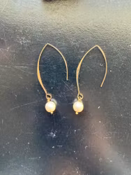 Perleøreringe med lange ørekroge