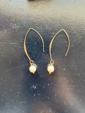 Perleøreringe med lange ørekroge