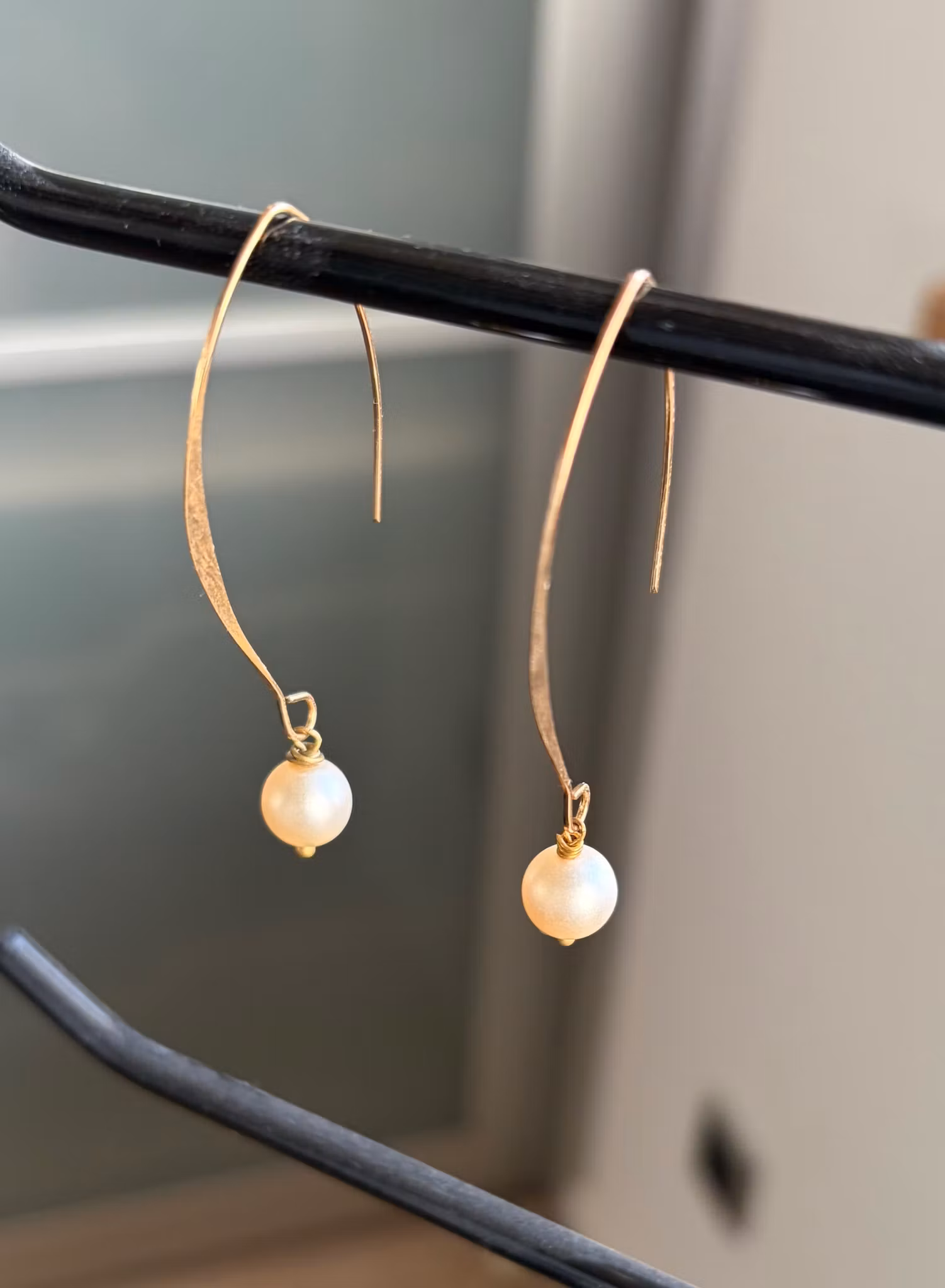 Perleøreringe med lange ørekroge