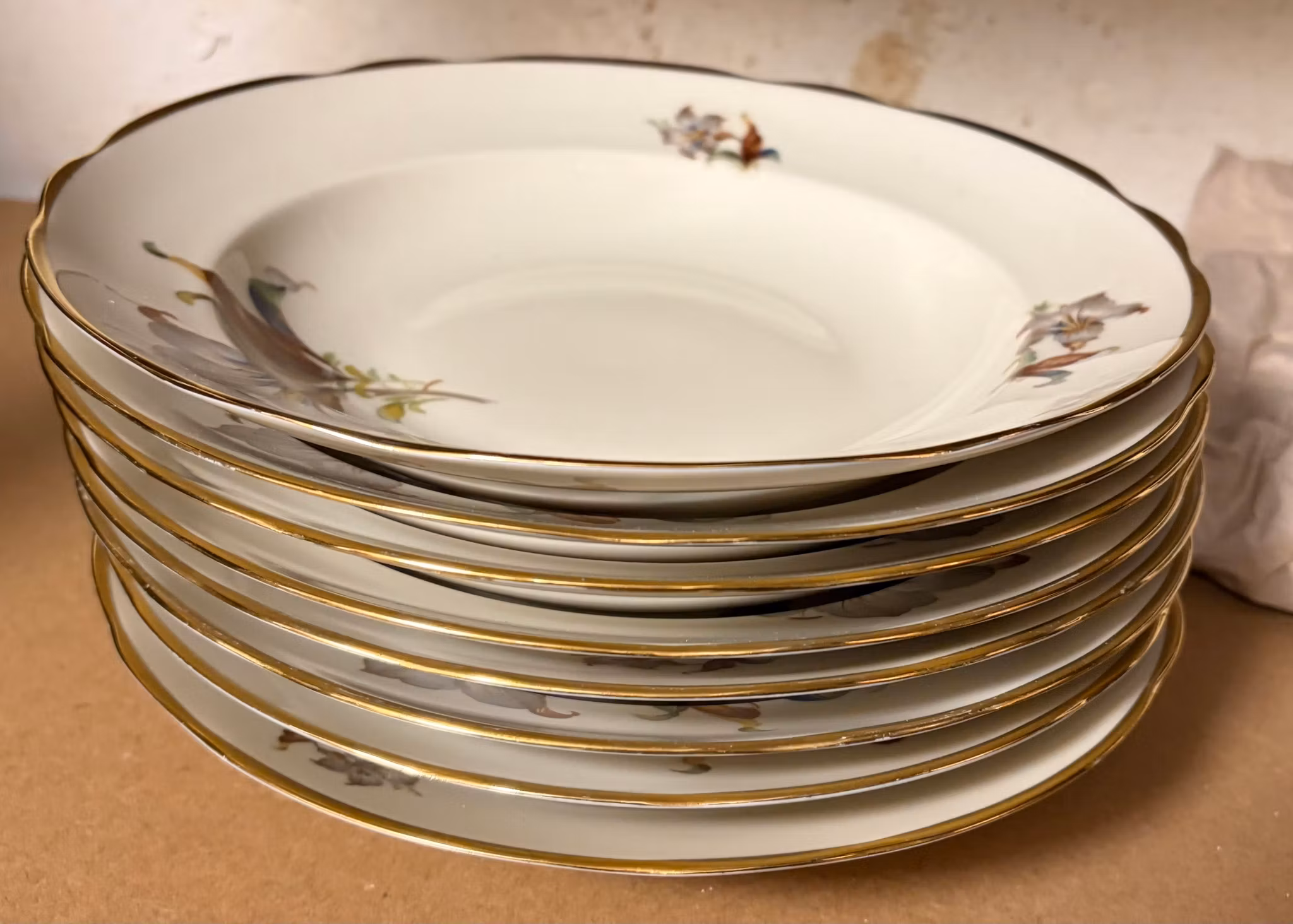 8 stk. KPM Kjøbenhavns Porcellains Maleri.