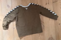 Lækker og vamset Hummel vinter-sweatshirt