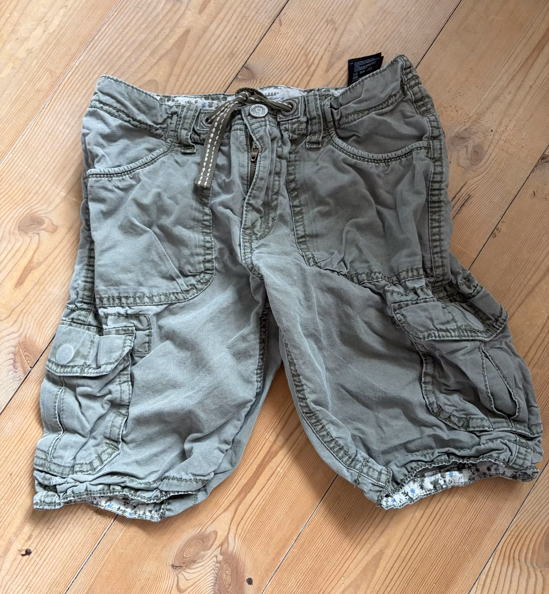 Shorts str. 134