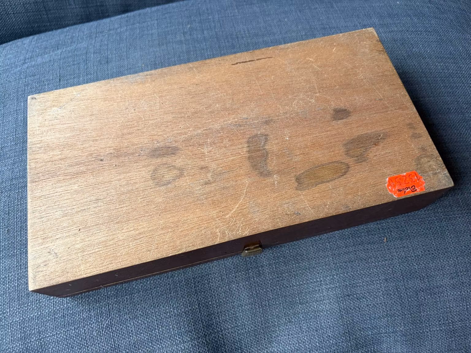 Caminante Corona Cerut cigaræske i træ – ca. 27 cm