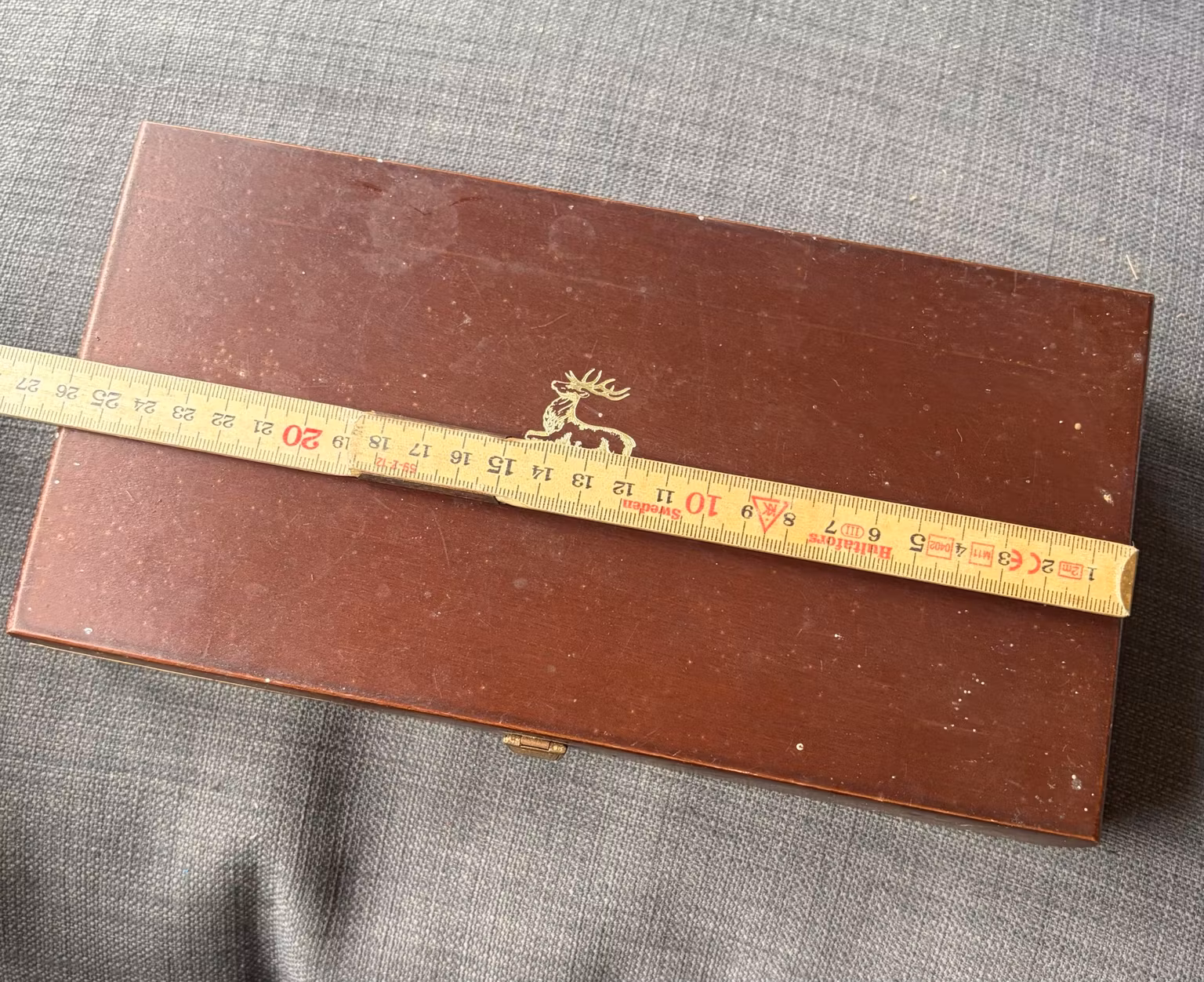 Caminante Corona Cerut cigaræske i træ – ca. 27 cm