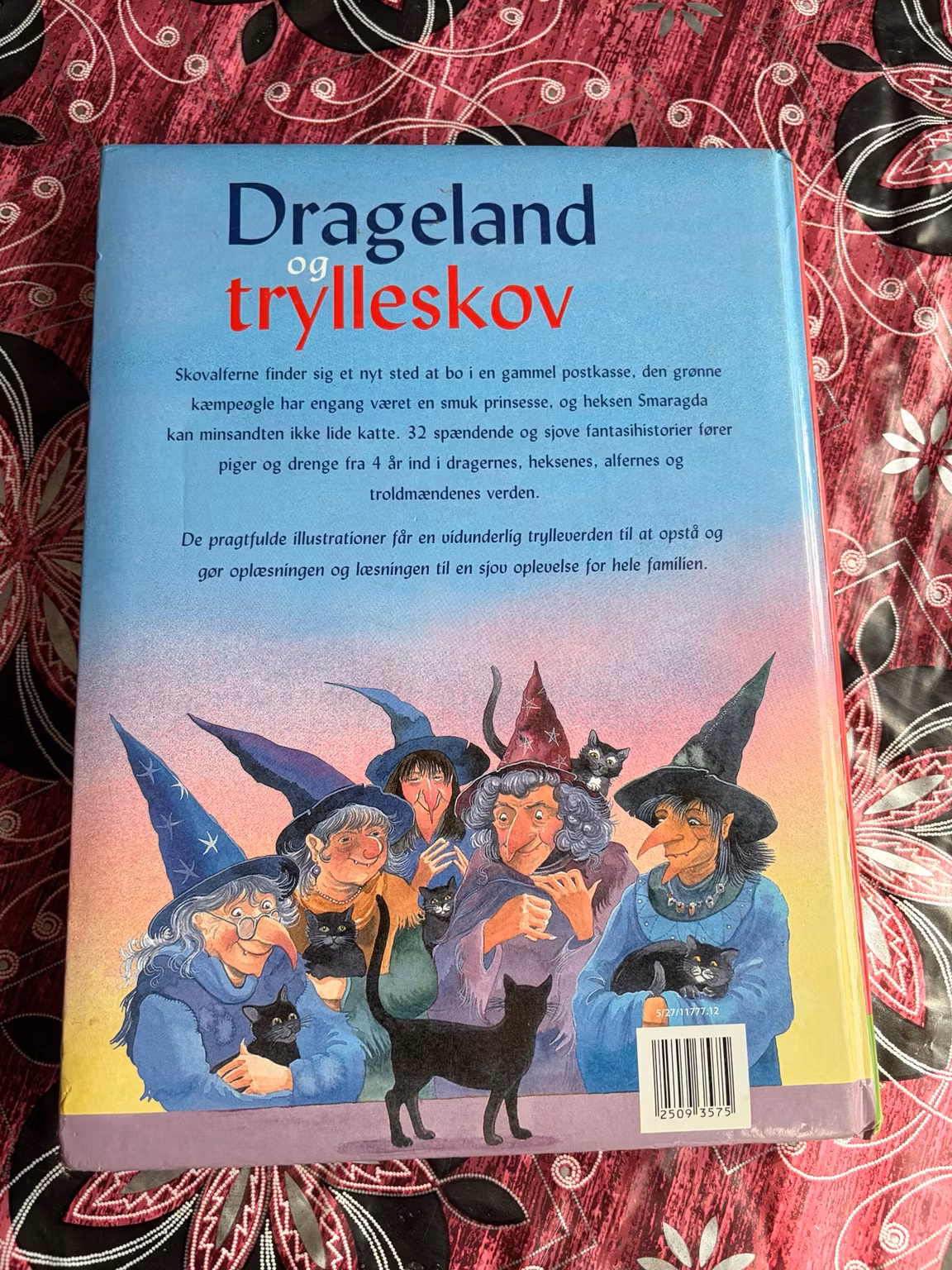 Bagside med omtale af 32 fantasihistorier