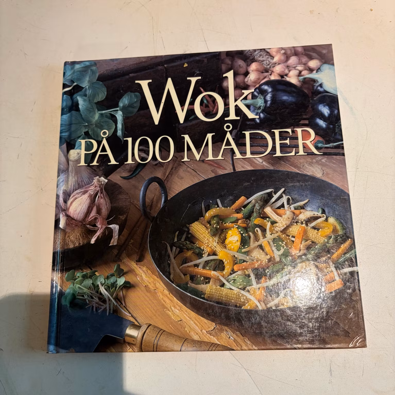 Wok på 100 måder af Kay Fairfax – billede 1