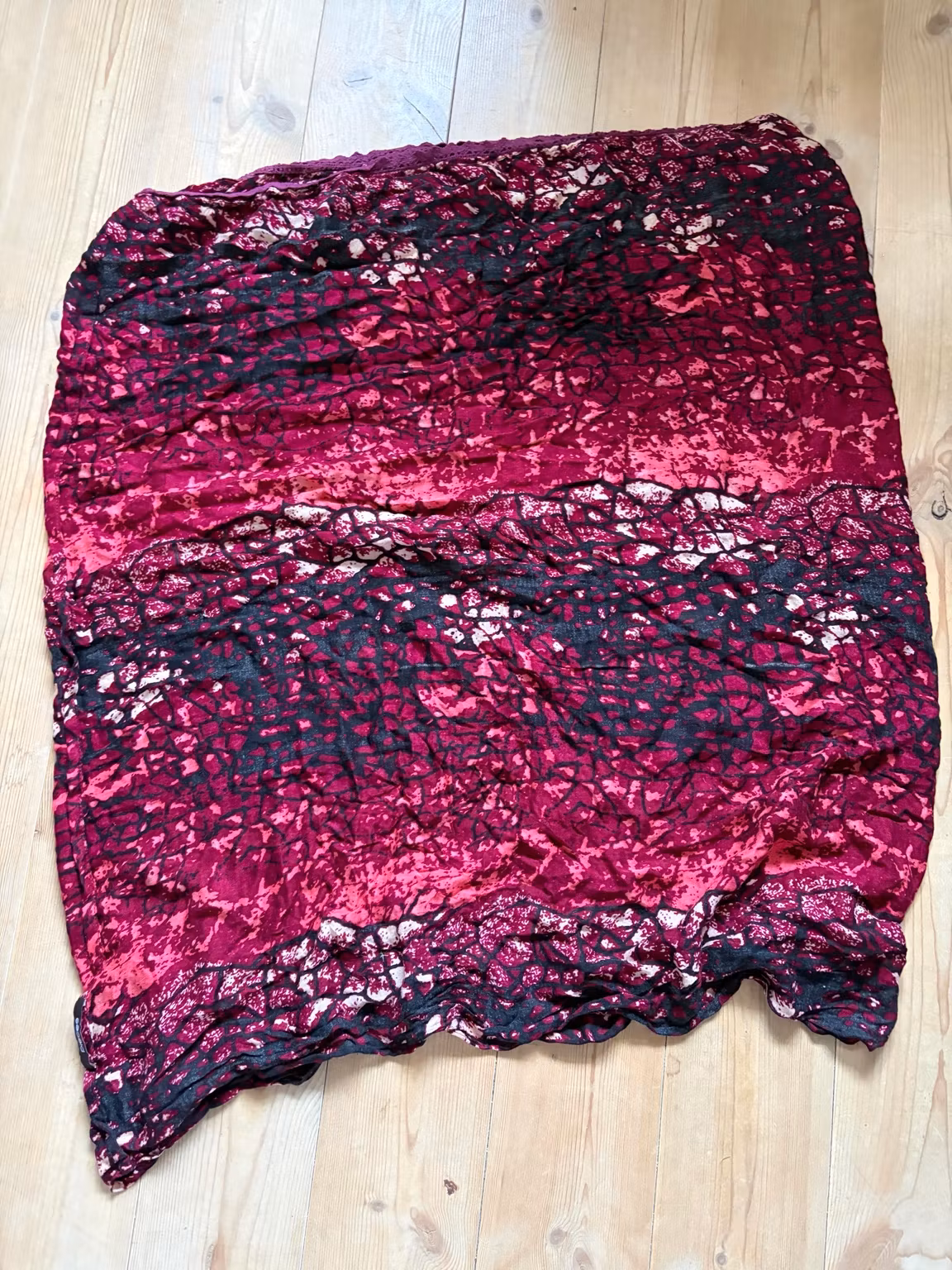 Pieces tubetørklæde i bordeaux, pink og sort – ca. 80 cm