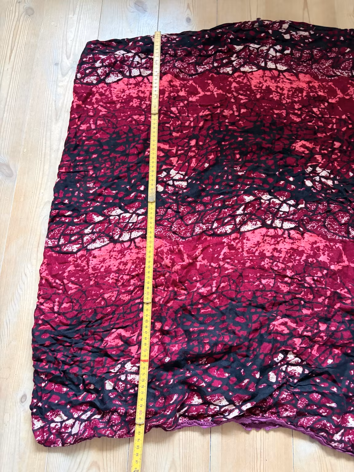 Pieces tubetørklæde i bordeaux, pink og sort – ca. 80 cm