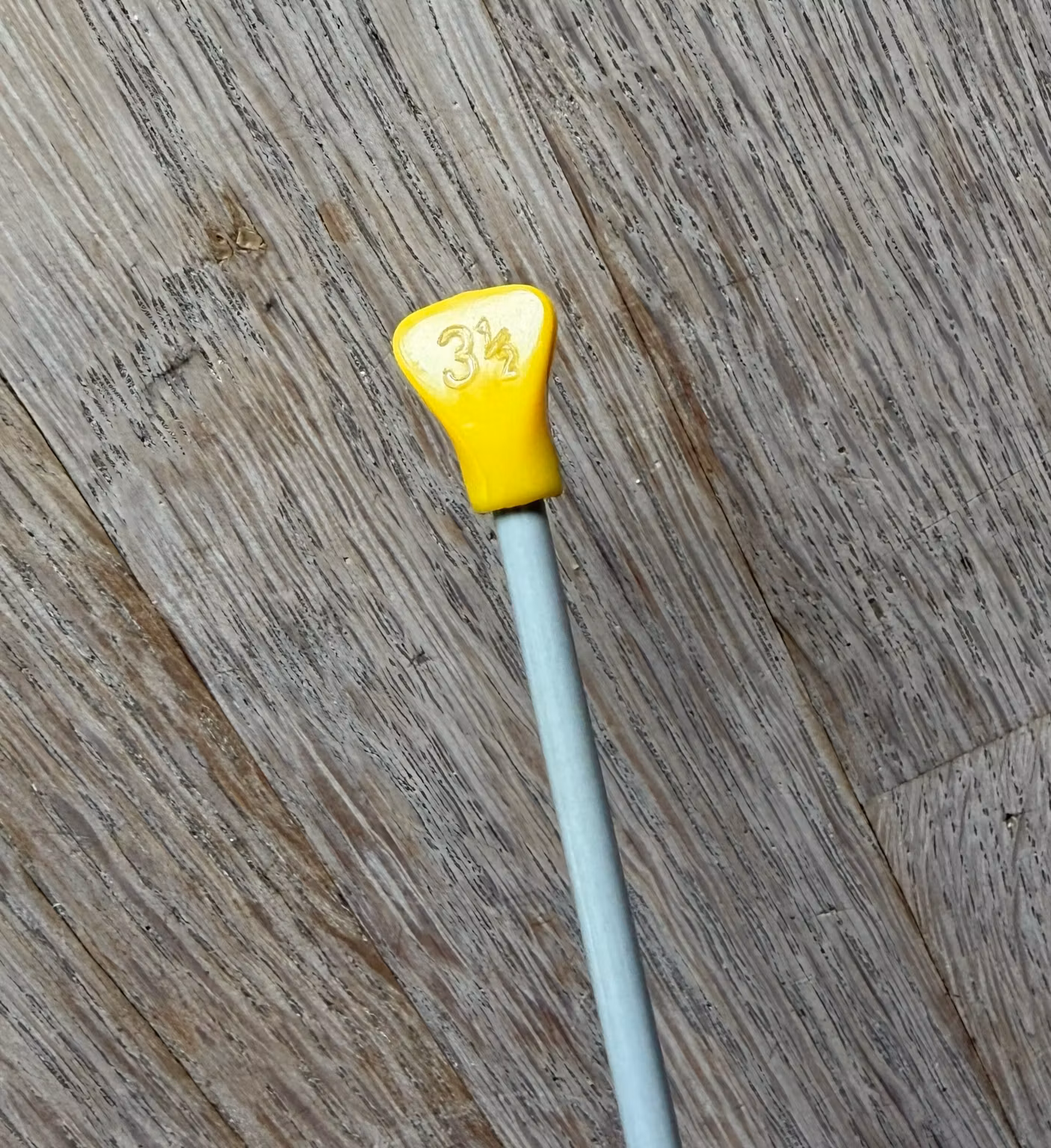 Prym strikkepinde 3½ mm med gule endeknopper – 1 par