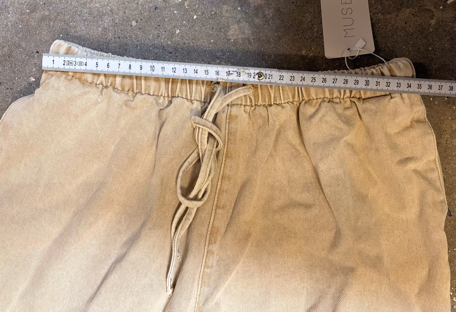 Bukser fra MUSERA i beige med brede ben – str. L