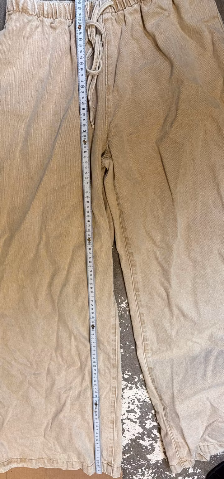 Bukser fra MUSERA i beige med brede ben – str. L