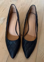 Pumps Graceland – sorte med ternede syninger – str. 40