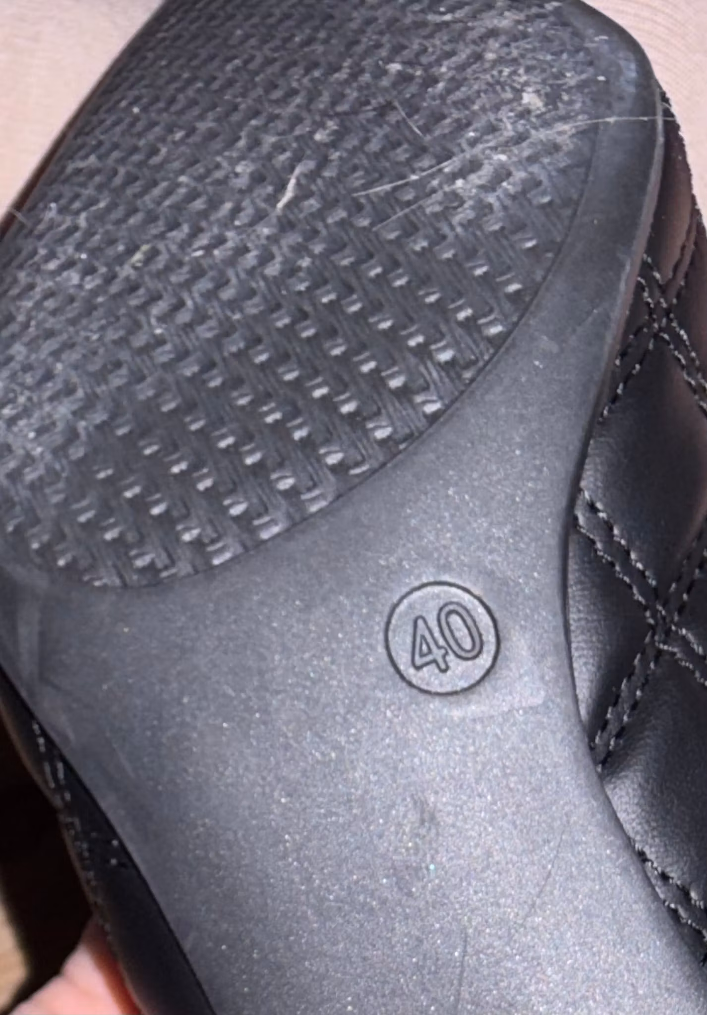 Pumps Graceland – sorte med ternede syninger – str. 40