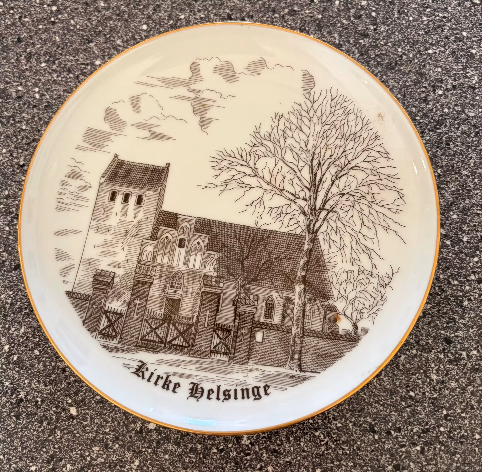 Kirkeplatte – B&G Kirke Helsinge 619/4355, ca. 19 cm