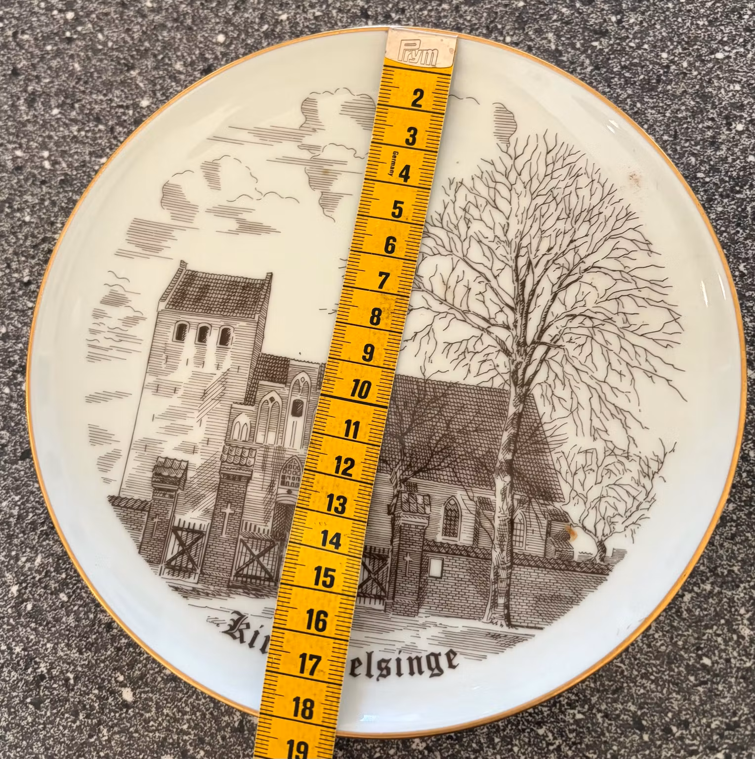 Kirkeplatte – B&G Kirke Helsinge 619/4355, ca. 19 cm