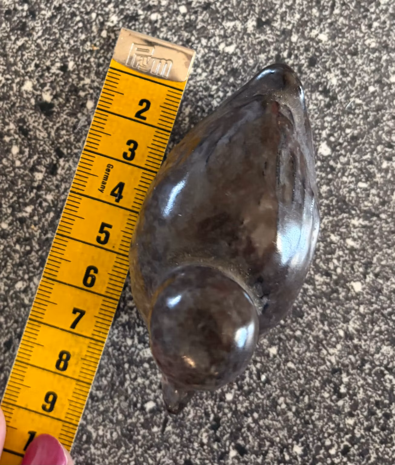 Andefigur i keramik – brun glasur, ca. 9 cm