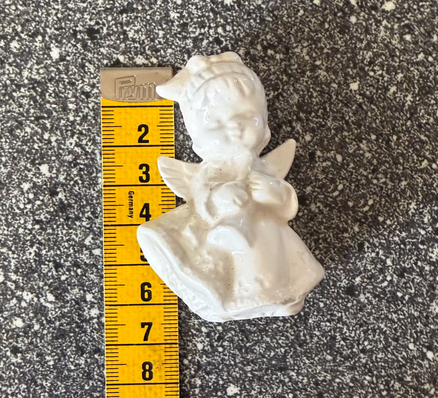 Hvid engel med ophæng – ca. 6,5 cm