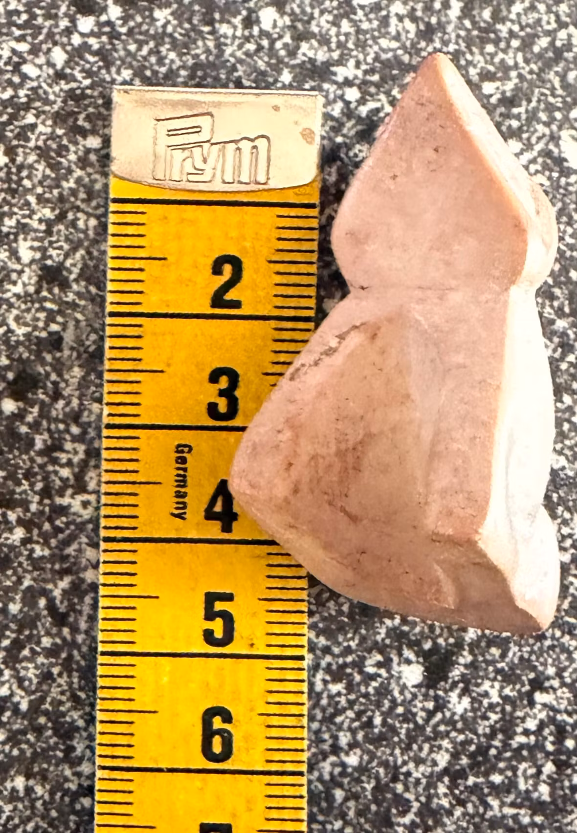 Lille rosa frøfigur – ca. 5 cm
