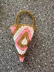 Perlekræmmerhus – rosa, hvid og guldfarvet, ca. 11 cm