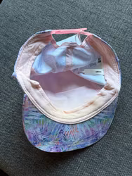 Kasket H&M – pastel med Fantastic, str. 134/152