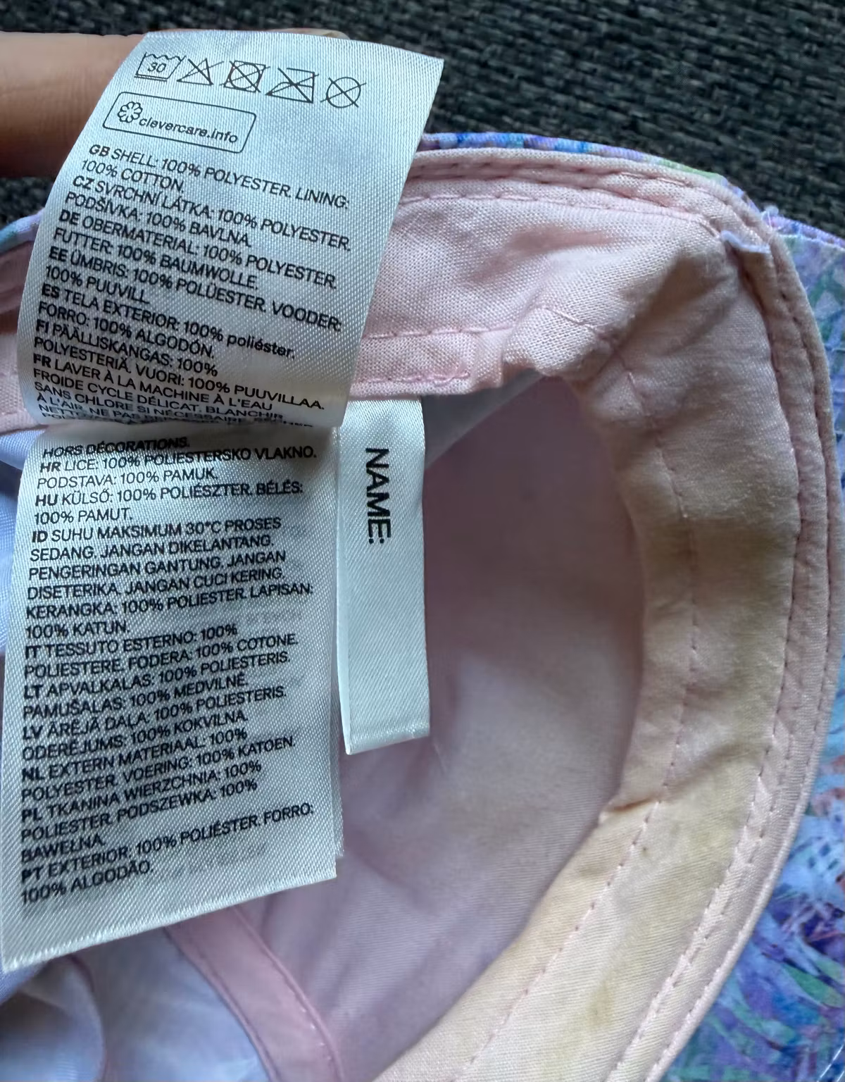 Kasket H&M – pastel med Fantastic, str. 134/152