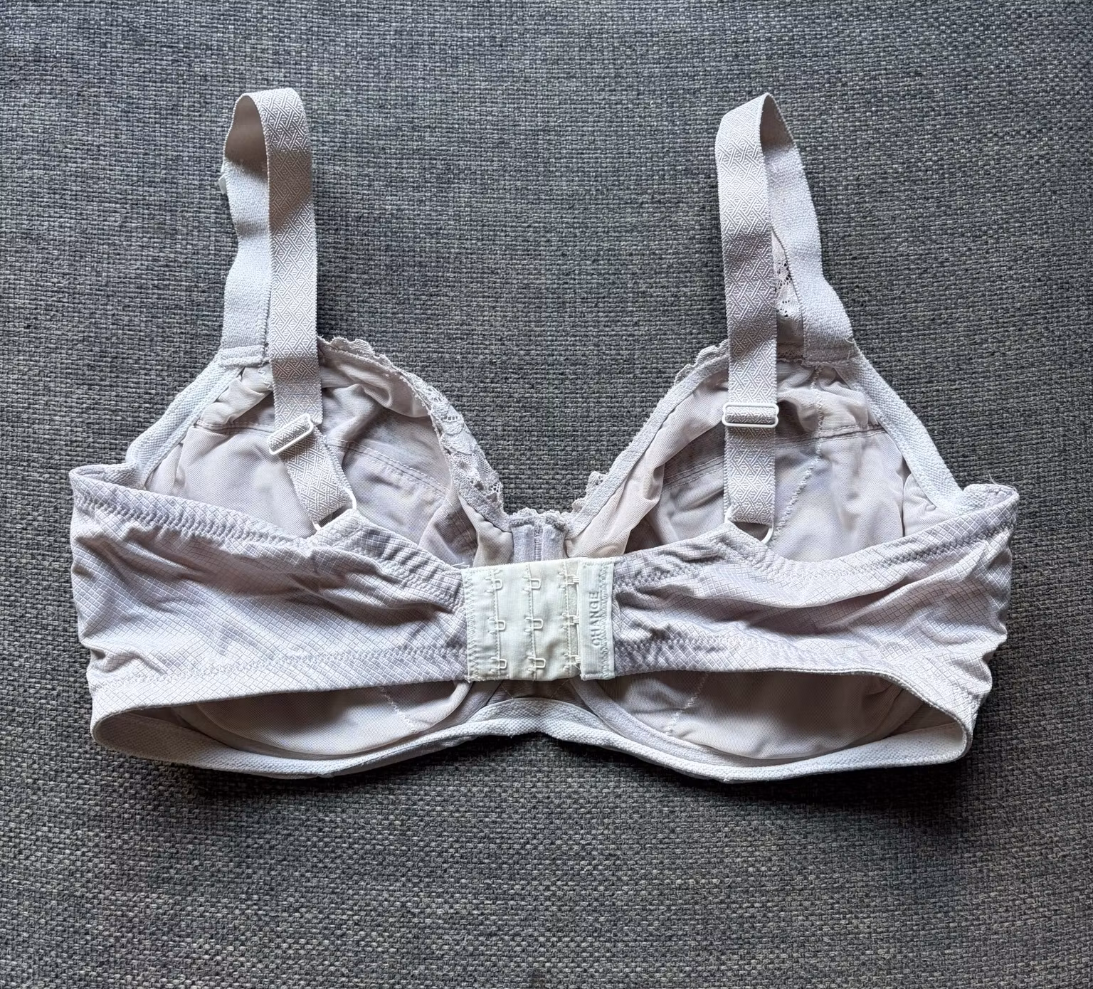 BH CHANGE – lys grå/taupe med blonder, str. 85I