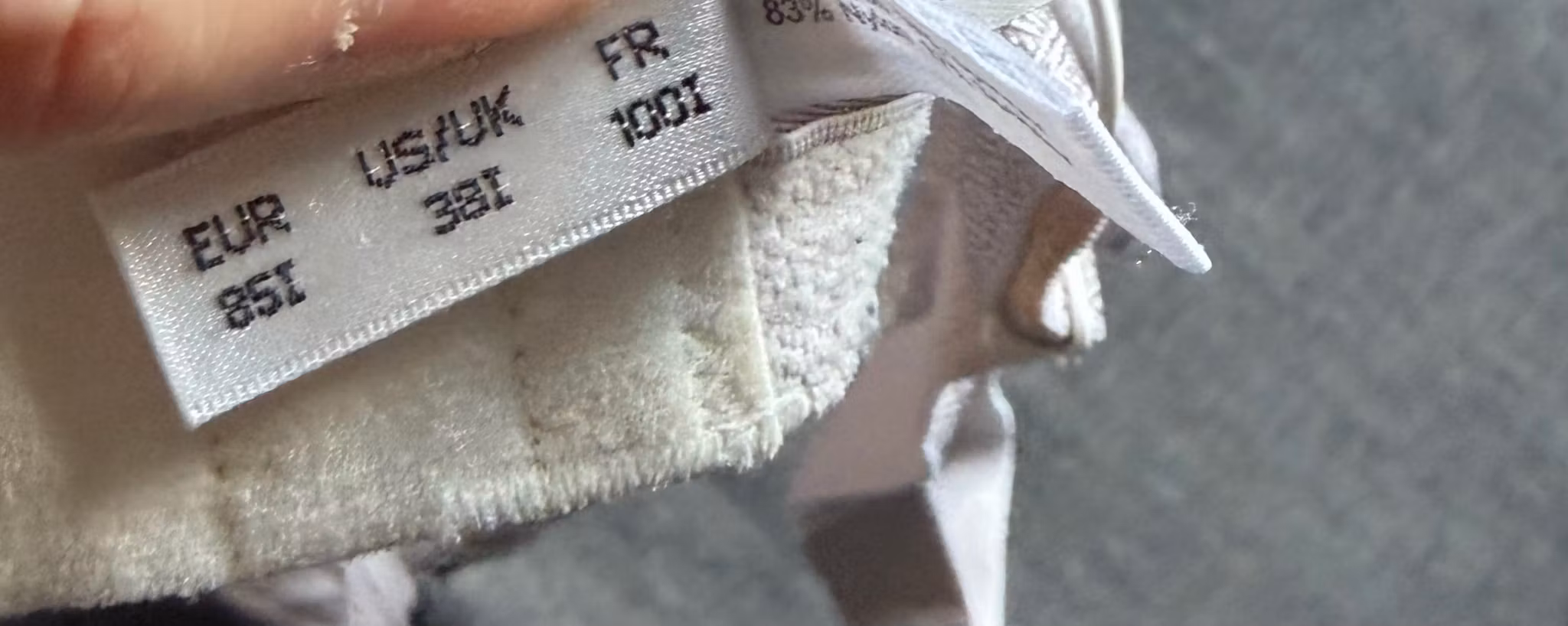 BH CHANGE – lys grå/taupe med blonder, str. 85I