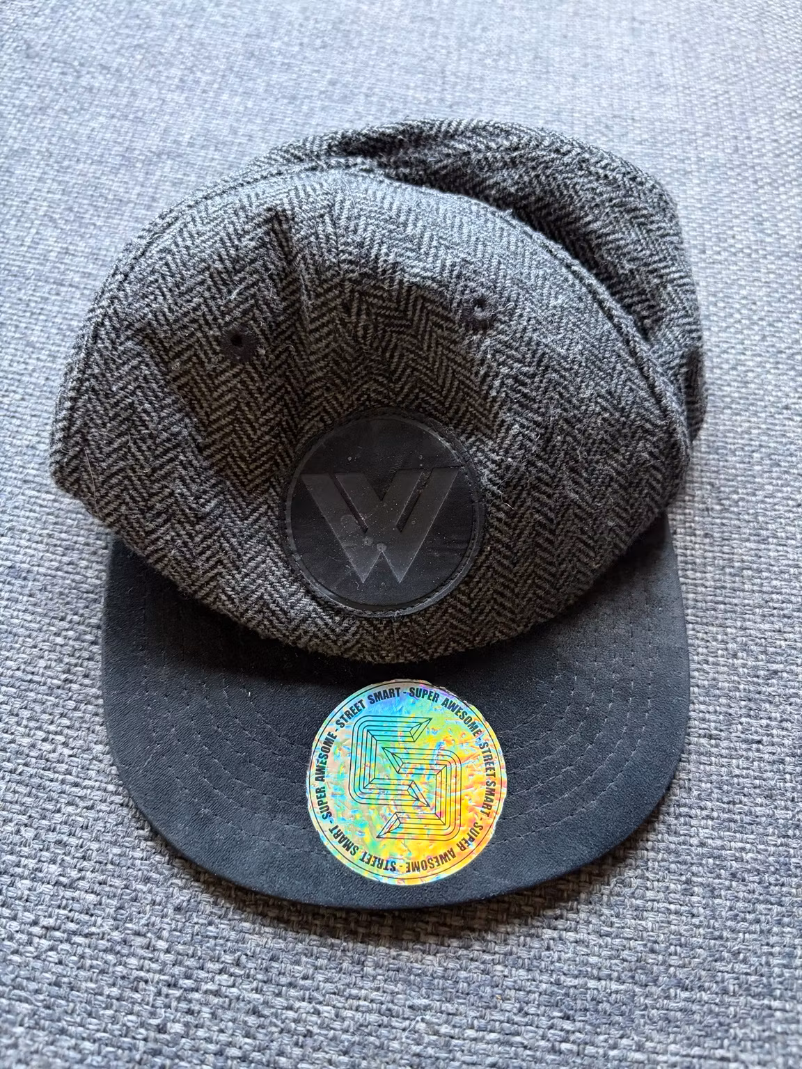 Kasket H&M – gråt sildebensmønster, sort skygge, str. 92/104